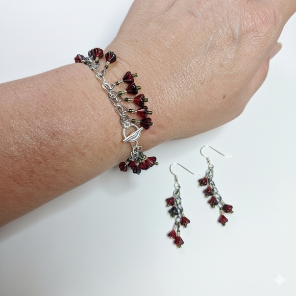 Bracelet 6.75" Beaded Charm Earrings Set Handmade Red Czech Glass Flower Dangle - Picture 4 of 11